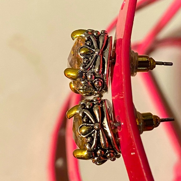 FINAL PRICE DROP SWAROVSKI Pink ABS Crystal earrings,pretty silver/gold setting - Picture 5 of 10